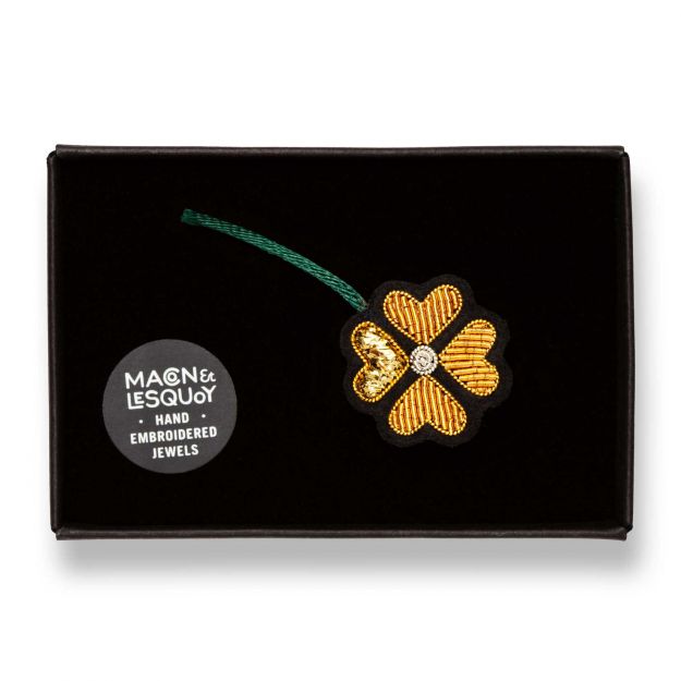 Broche brodée à la main - 4 Chances (trèfle) – Image 3