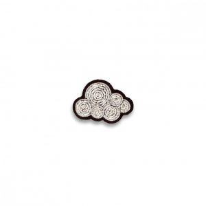 Broche brodée à la main - Cumulus